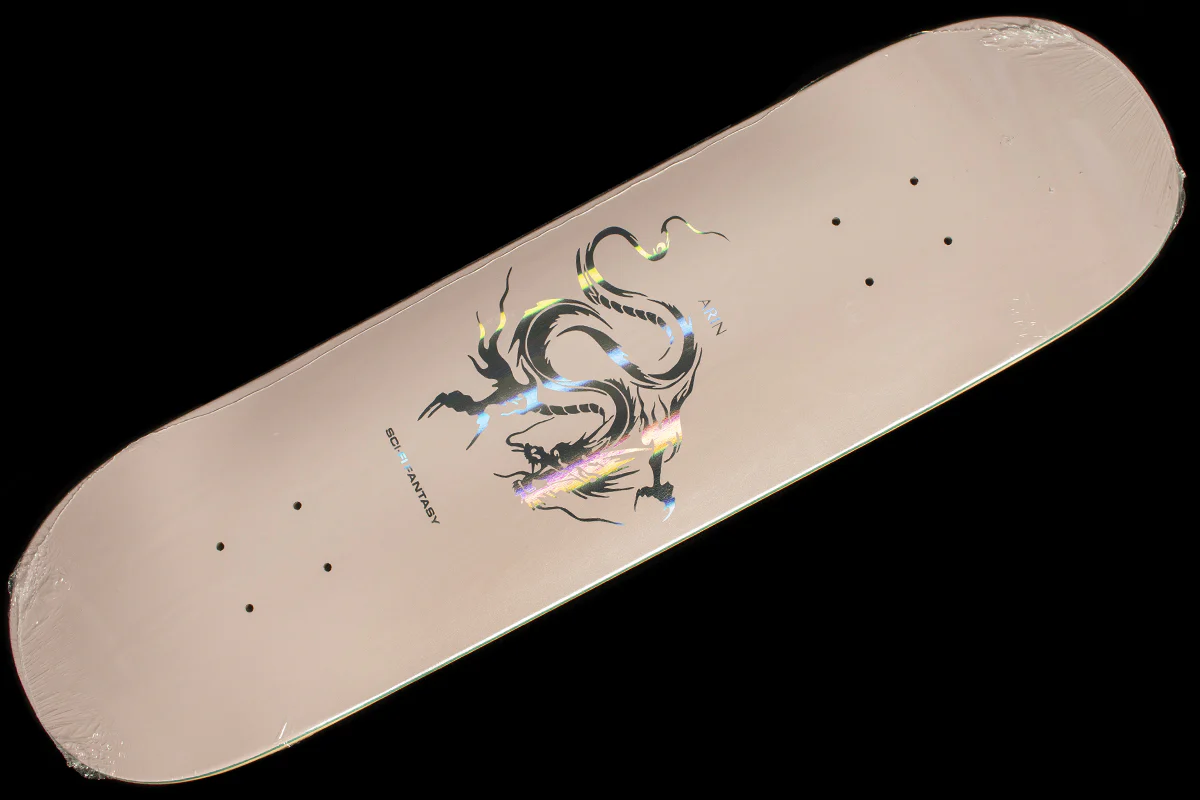14147-lester-holographic-dragon-deck-8.25-1.webp Lester - Holographic Dragon Deck 8.25"