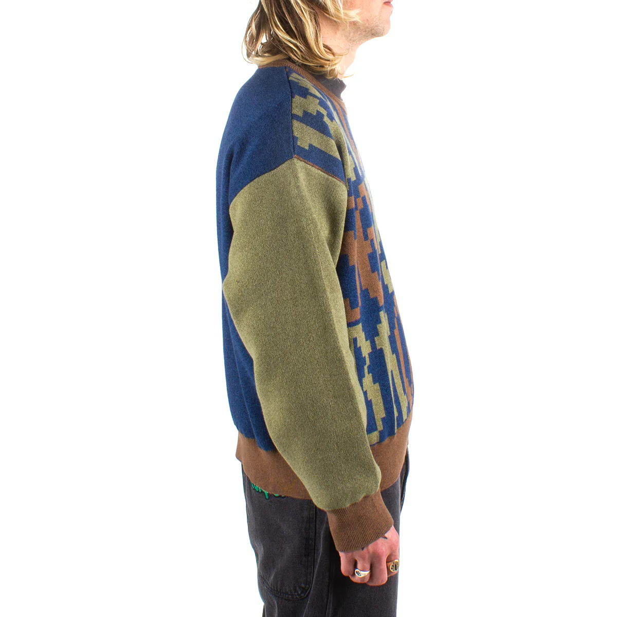 16415-old-e-sweater-7.webp Old E Sweater