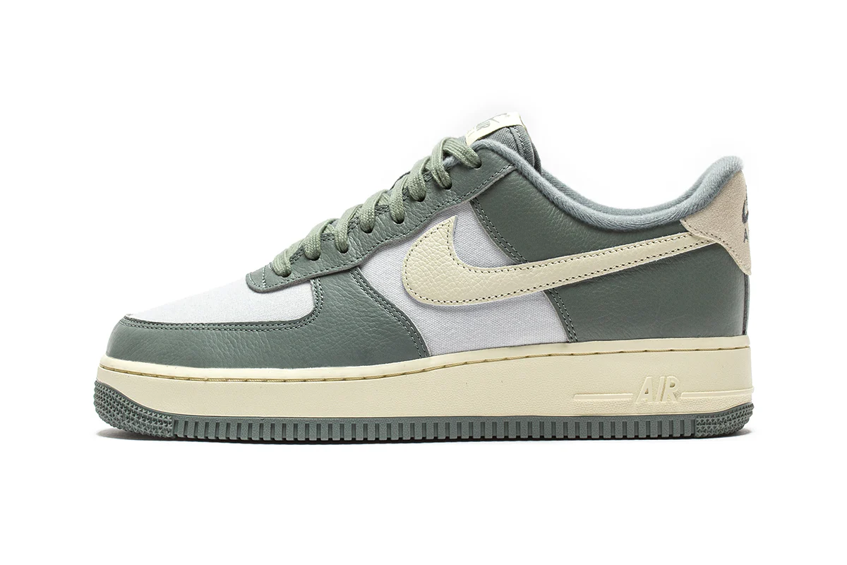 3195-air-force-1-07-lx-mica-green-2.webp Air Force 1 '07 LX "Mica Green"