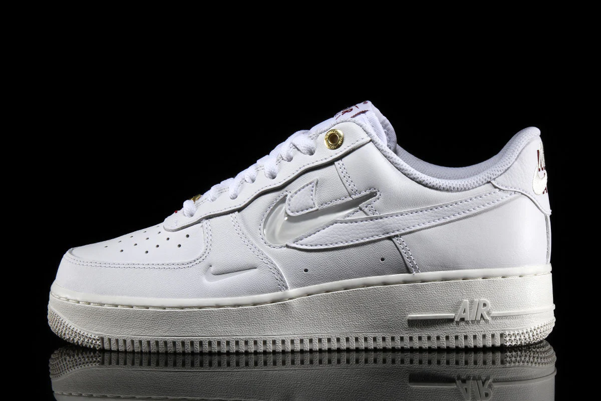 3206-air-force-1-07-premium-1.webp Air Force 1 '07 Premium