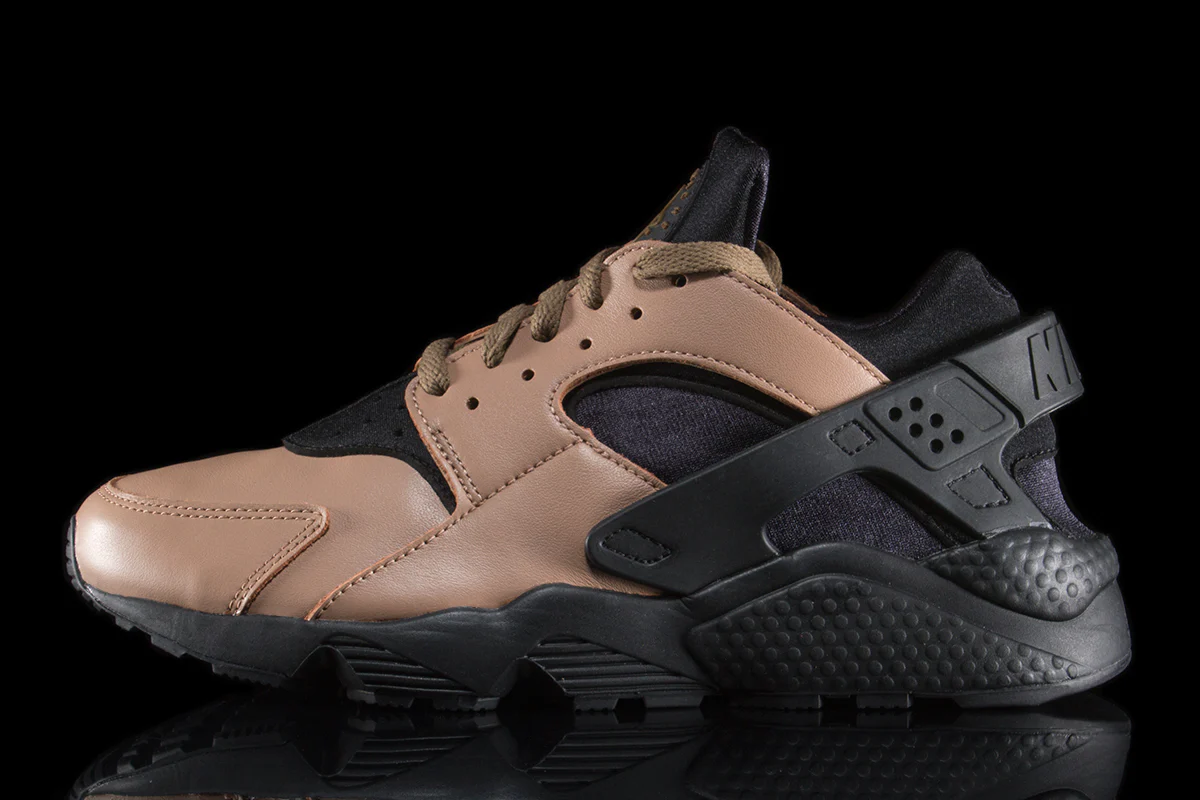 3425-air-huarache-le-1.webp Air Huarache LE