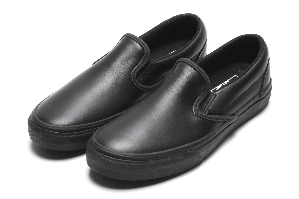 7537-classic-slip-on-uc-made-for-the-makers-3.webp Classic Slip-On UC (Made for the Makers)