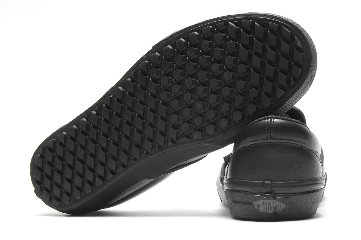 7537-classic-slip-on-uc-made-for-the-makers-4.webp Classic Slip-On UC (Made for the Makers)