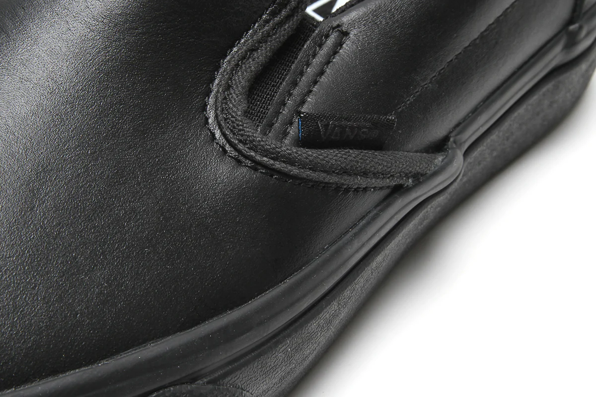 7537-classic-slip-on-uc-made-for-the-makers-5.webp Classic Slip-On UC (Made for the Makers)