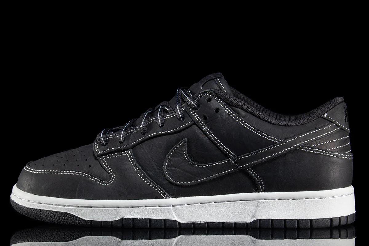 9333-dunk-low-1.webp Dunk Low
