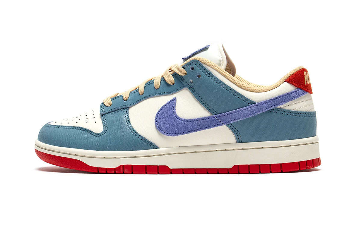9356-dunk-low-premium-2.webp Dunk Low Premium